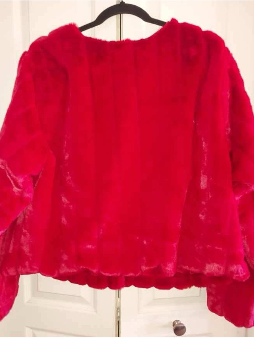 SUPER SOFT SZ 1 TORRID Red Faux Fur Jacket - Women's Cozy Coat - Picture 2 of 6